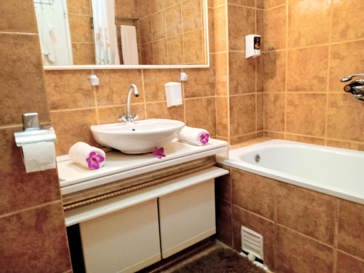 Central Lakeside Apartment Ohrid Eksteriør billede